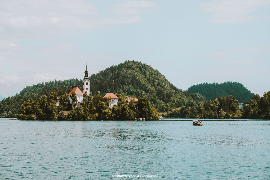 Rich results on Google's SERP when searching for ‘เที่ยวทะเลสาบเบลด (Lake Bled) สโลวีเนีย’, ‘เที่ยวทะเลสาบเบลด’, ‘Lake Bled’, ‘เที่ยว Lake Bled’, ‘ทะเลสาบเบลด’, ‘ทะเลสาบ bled สโลวีเนีย’, ‘ที่เที่ยวสโลวีเนีย’, ‘เที่ยวสโลวีเนีย’, ‘เที่ยวสโลวีเนียด้วยตัวเอง’, ‘แพลนเที่ยวสโลวีเนีย’, ‘วางแผนเที่ยวสโลวีเนีย’, ‘รีวิวเที่ยวสโลวีเนีย’, and ‘ขับรถเที่ยวสโลวีเนีย’