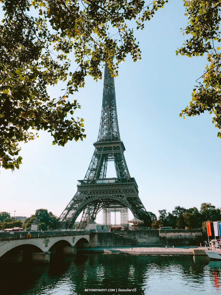 Rich results on Google's SERP when searching for ‘เที่ยวปารีส (Paris)’, ‘เที่ยวปารีส 1 วัน’, ‘เที่ยวปารีส’, ‘เที่ยวปารีสด้วยตัวเอง’, ‘ที่เที่ยวปารีส’, ‘แพลนเที่ยวปารีส’, ‘รีวิวเที่ยวปารีส’, ‘การเดินทางในปารีส’, ‘เที่ยวฝรั่งเศส’, ‘ที่เที่ยวฝรั่งเศส’, ‘รีวิวเที่ยวฝรั่งเศส’, ‘วางแผนเที่ยวฝรั่งเศส’, ‘ขับรถเที่ยวฝรั่งเศส’, ‘ขับรถเที่ยวยุโรป’, ‘ขับรถเที่ยวยุโรปด้วยตัวเอง’, and ‘รีวิวขับรถเที่ยวยุโรป’