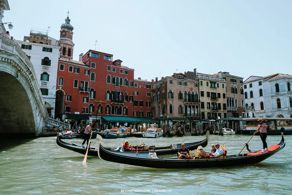 Rich results on Google's SERP when searching for ‘วางแผนเที่ยวเวนิส (Venice)’, ‘เรื่องน่ารู้ก่อนมาเที่ยวเวนิส (Venice)’, ‘เที่ยวเวนิส 1 วัน’, ‘เที่ยวเวนิส’, ‘แพลนเที่ยวเวนิส’, ‘การเดินทางในเวนิส’, ‘ที่เที่ยวในเวนิส’, ‘เที่ยวเวนิสด้วยตัวเอง’, ‘วางแผนเที่ยวเวนิส’, ‘เมืองลอยน้ำเวนิส’, ‘คลองเวนิส’, and ‘เที่ยวอิตาลี’