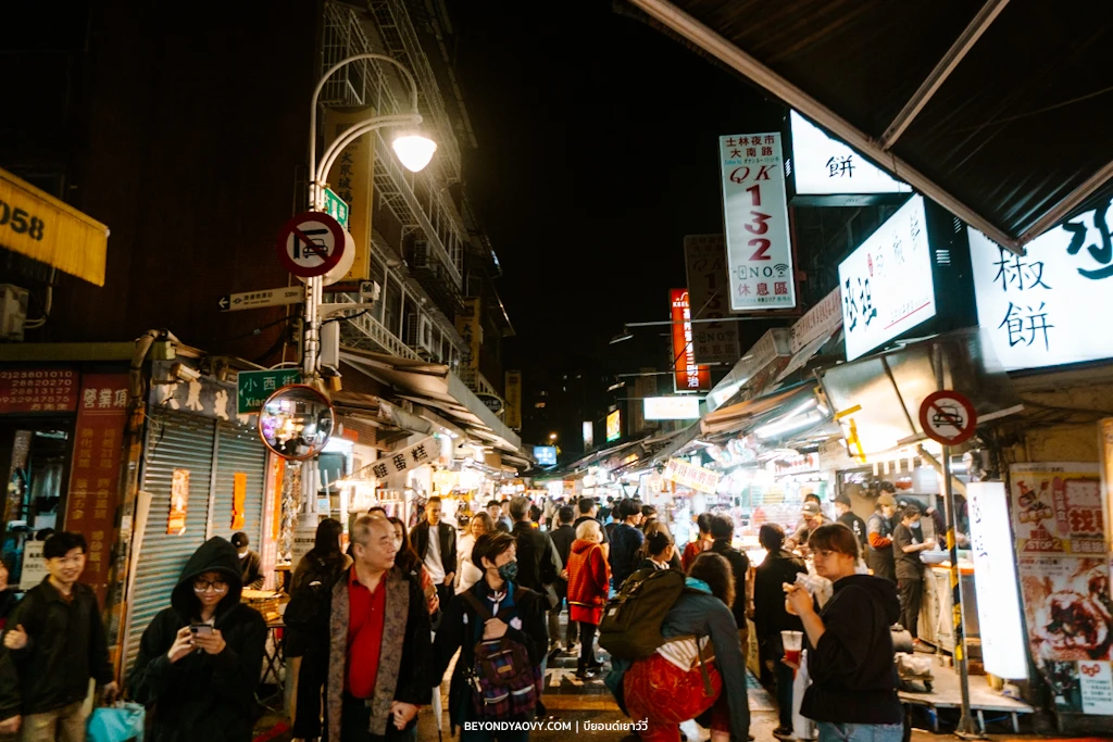 Rich results on Google's SERP when searching for 'เที่ยวไทเปด้วยตัวเอง', 'เที่ยวไทเป', 'ตลาดกลางคืนซื่อหลิน', and 'Shilin Night Market'